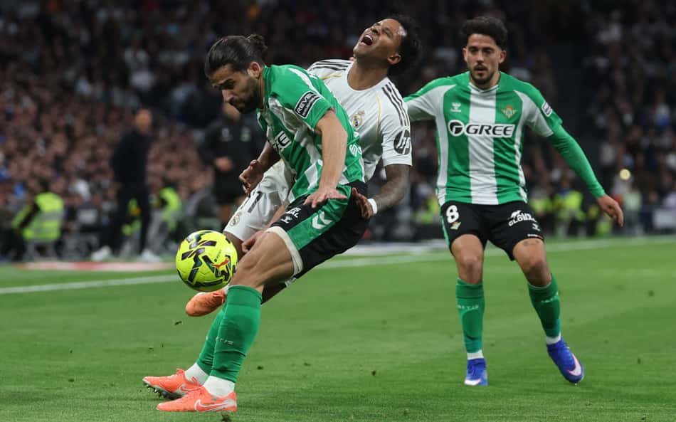 'Contratação de ano novo': jornal espanhol destaca fase de brasileiro no Real Madrid
