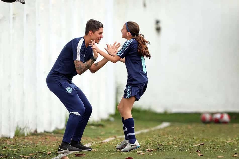 Sfera aposta em formação humanizada no futebol. (Foto: Sfera/Divulgação)