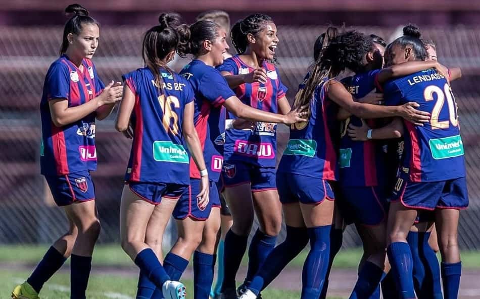 Toledo fecha parceria com a Soxxer para o futebol feminino. (Toledo/Divulgação)