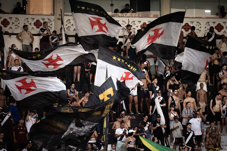 Torcida do Vasco em São Januário (Foto: Matheus Lima/Vasco)