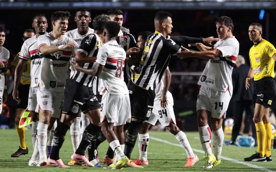 São Paulo vence o clássico contra o Santos no Morumbis. (Foto: Peter Leone/O Fotografico/Gazeta Press)