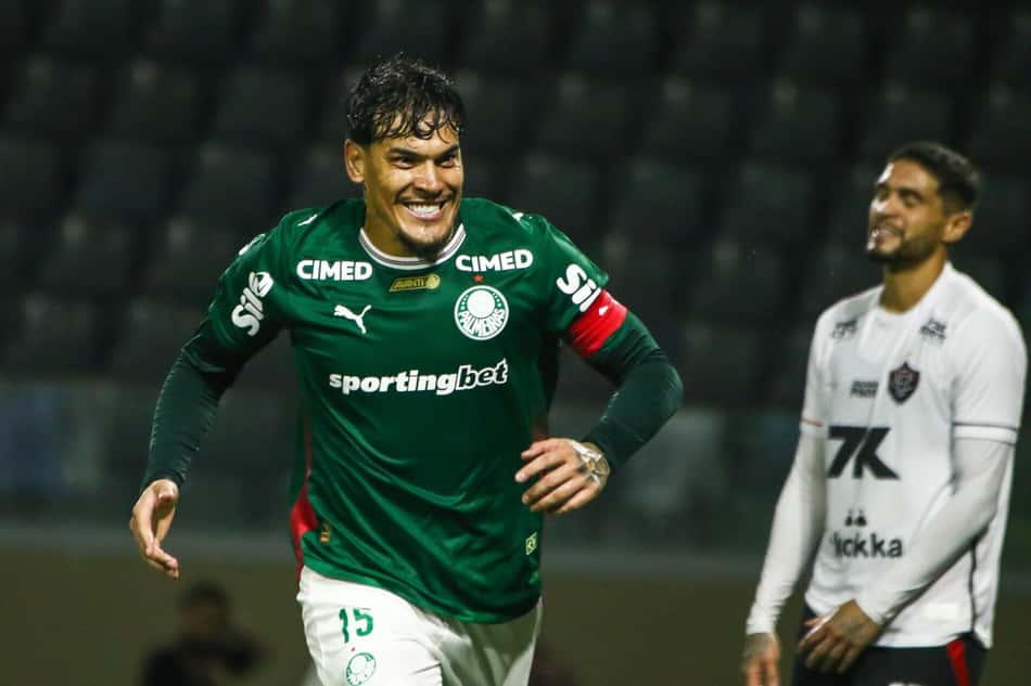 Gustavo Gómez comemora gol contra o Vitória (Foto: Vinicius Nunes/Agência F8/Gazeta Press