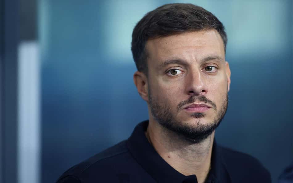 Anselmi analisa derrota do Botafogo e aguarda 'boas notícias' para o elenco