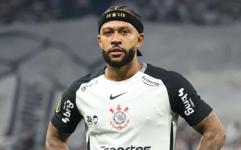 Veja pênalti perdido de Memphis Depay em Corinthians x Palmeiras