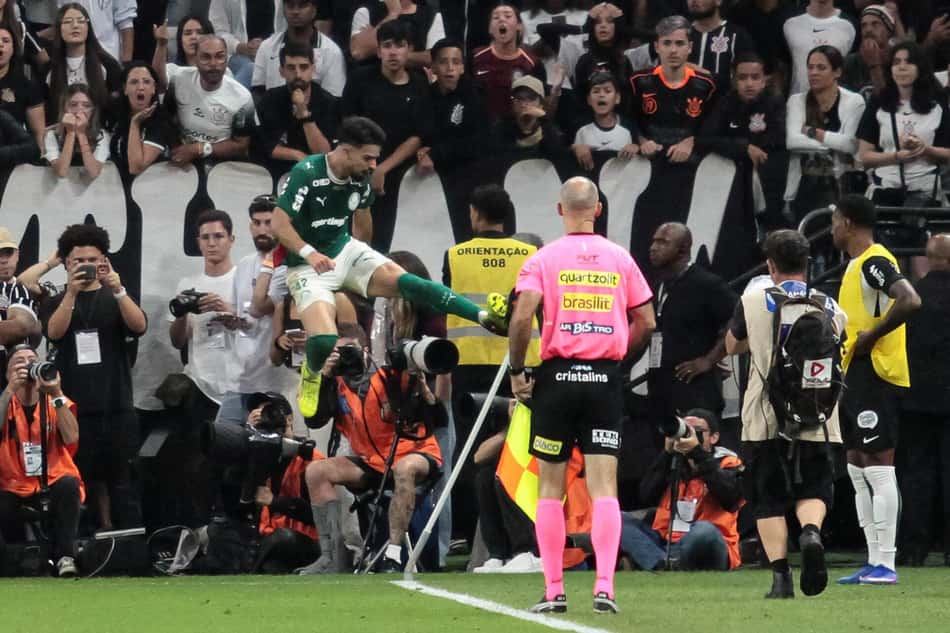 Comemoração de Flaco López no gol de plameiras (Foto: Peter Leone/Ofotografico/Gazeta Press)
