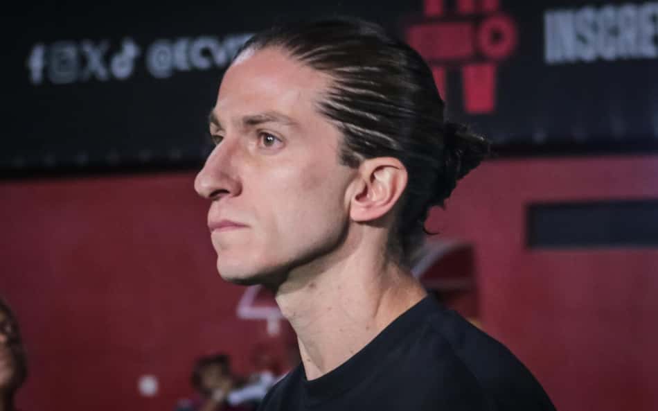 Filipe Luís enaltece 'vitória difícil' do Flamengo e detalha posição de Paquetá