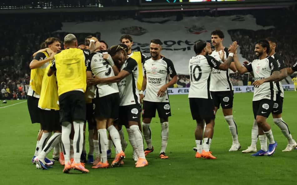 Sozinho, jogador do Corinthians vale mais que a metade de todo elenco do Athletico