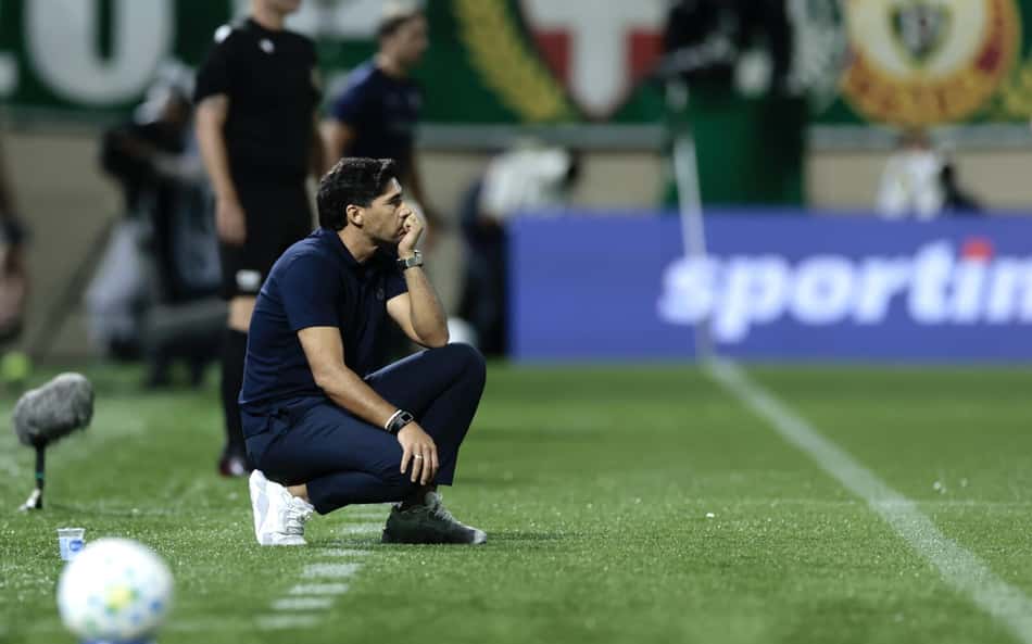 Abel Ferreira é expulso após vitória do Palmeiras e será desfalque no Brasileirão