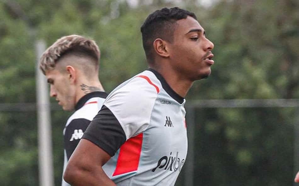Vasco empresta zagueiro Lyncon para o CRB