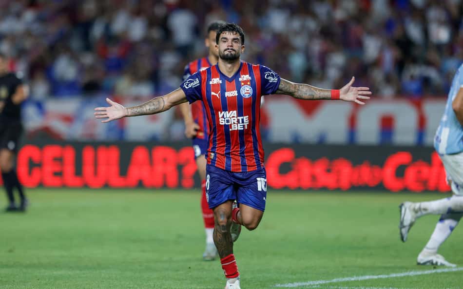 Cauly comemora gol de pênalti contra o Paysandu Foto: Rafael Rodrigues / EC Bahia
