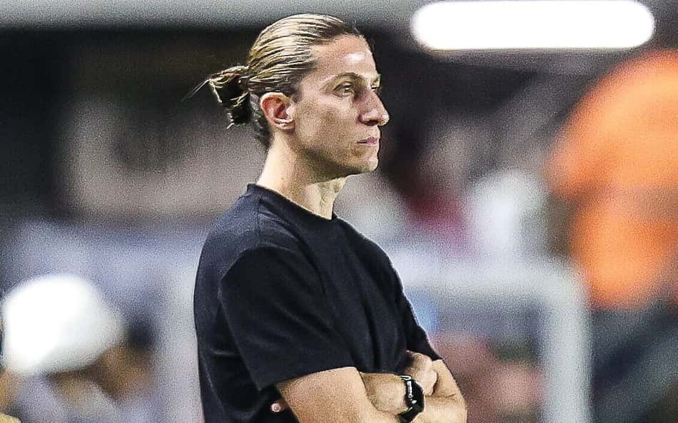 Decisão de Filipe Luís em Lanús x Flamengo repercute: 'Não aguento'
