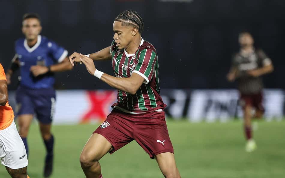 Matheus Reis terá multa rescisória de R$ 494 milhões no Fluminense
