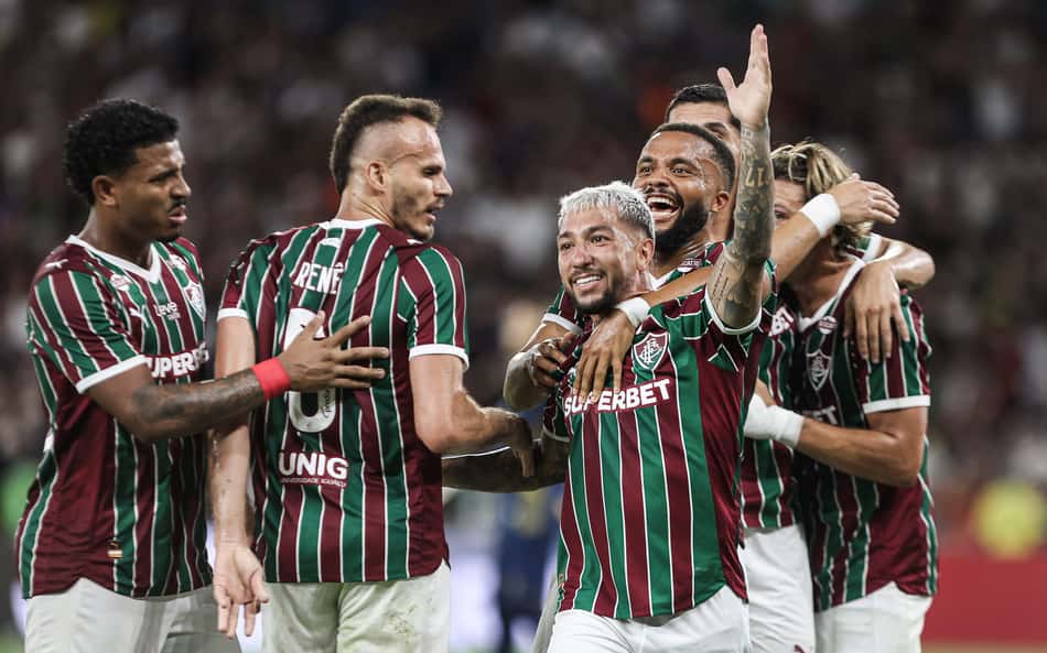 Vasco atrapalha Botafogo, e Fluminense conquista o título da Taça Guanabara