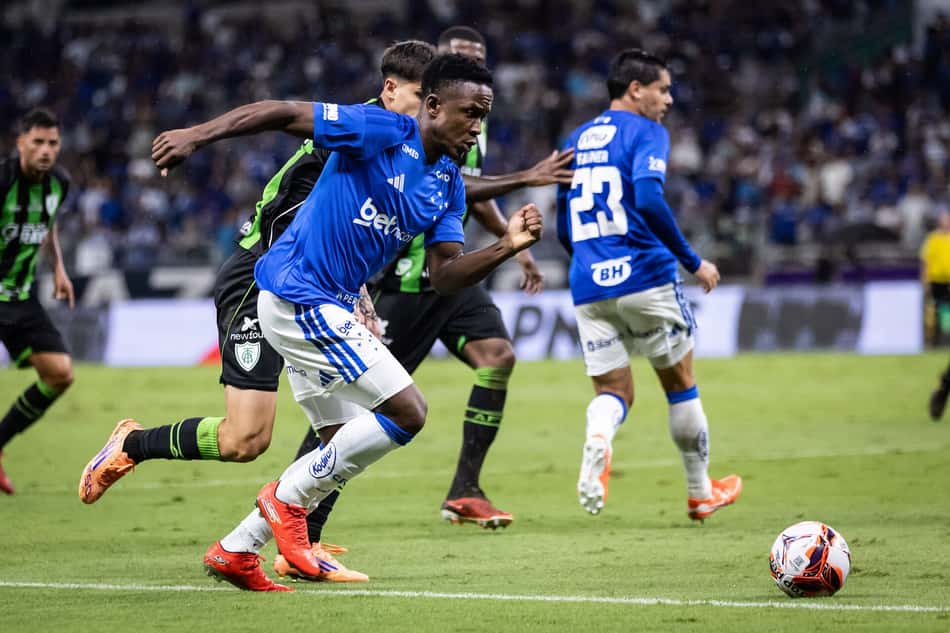 Luis Sinisterra (Foto: Gustavo Aleixo/Cruzeiro)