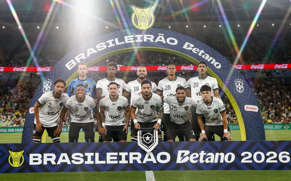 Botafogo vira chave por recuperação em clássico decisivo com o Flamengo