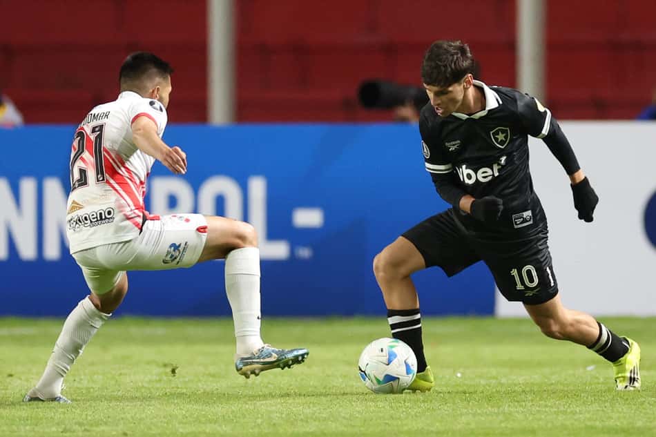 Montoro em ação na derrota do Botafogo para o Nacional Potosí (Foto: Vítor Silva/Botafogo)