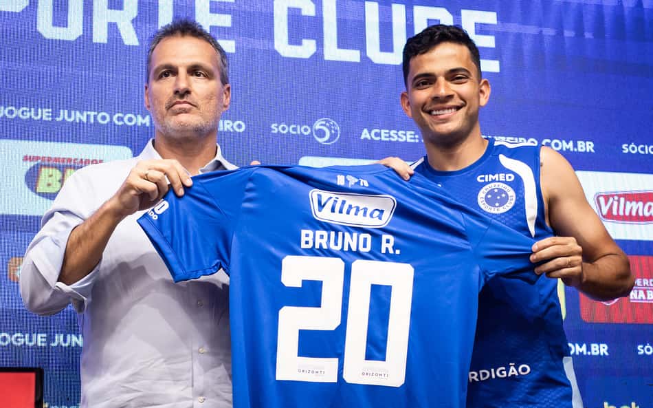 Ninguém quer a camisa 9? Bruno Rodrigues explica escolha por número no Cruzeiro
