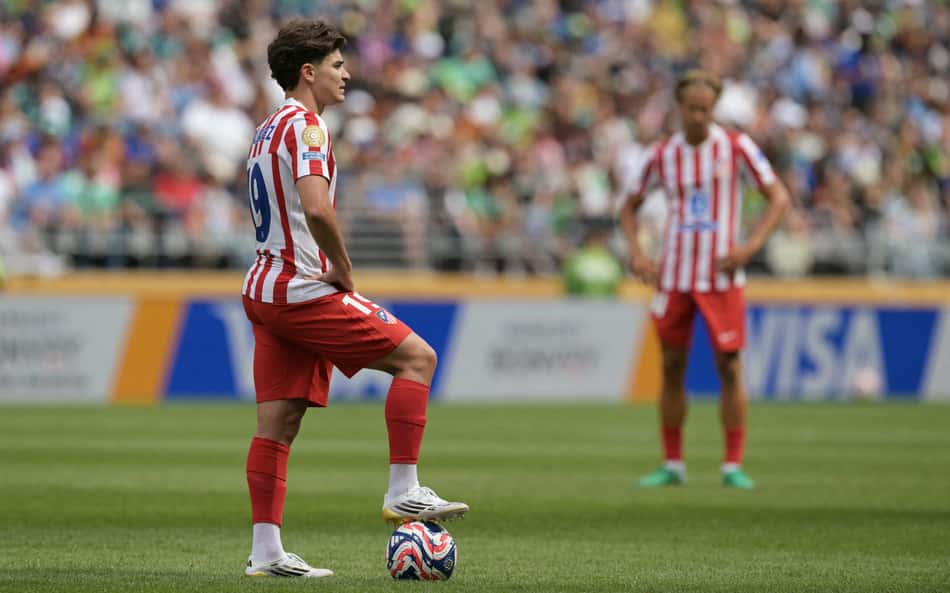 Julián Alvarez é um dos destaques do Atlético de Madrid (Foto: Juan Mabromata/AFP)