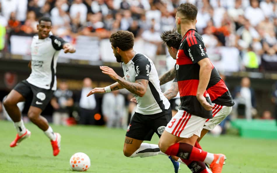 Léo Ortiz aponta erro capital do Flamengo na Supercopa do Brasil