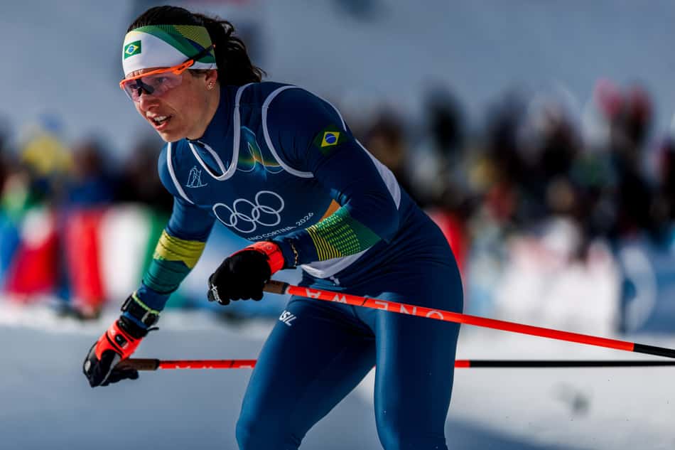 Atleta Brasileira Bruna de Moura competindo na prova de Sprint do Cross Country nos Jogos Olímpicos de Inverno Milão-Cortina 2026Foto: Gabriel Heusi/COB