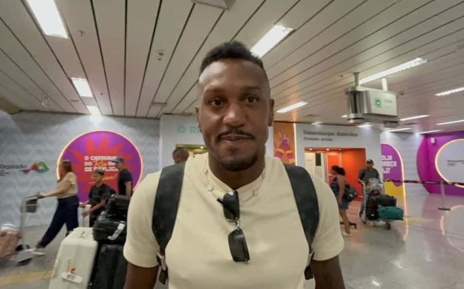 Edenilson chega ao Rio para assinar com o Botafogo: 'Um desafio'