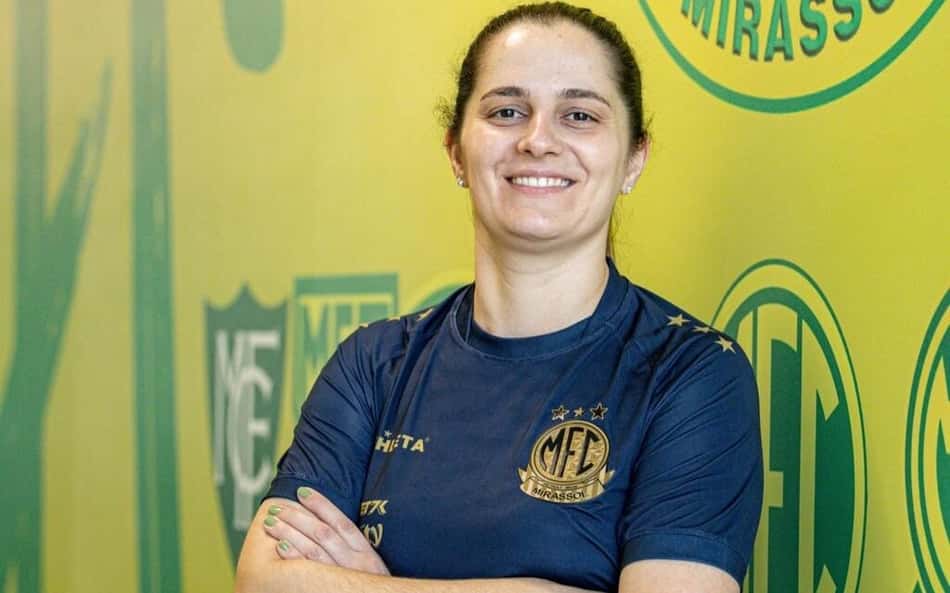 Carine Bosetti é a nova treinadora do time feminino do Mirassol. (Foto: JP Pinheiro / Agência Mirassol)
