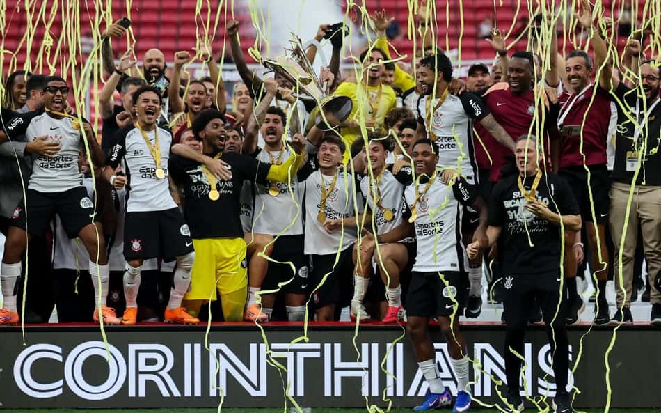 Tironi no Lance!: Corinthians vai sonhar mais alto em 2026?