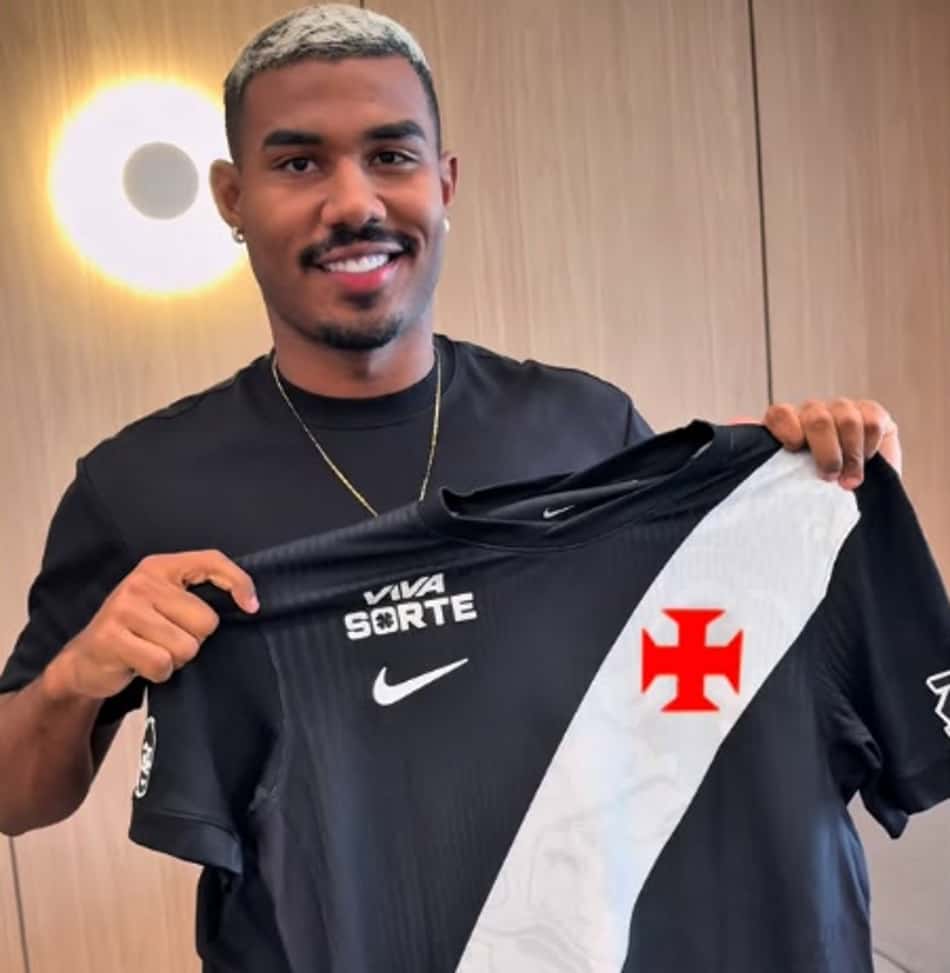 Cuiabano, ex-Botafogo, é o quinto reforço do Vasco na temporada (Foto: Reprodução/Vasco)