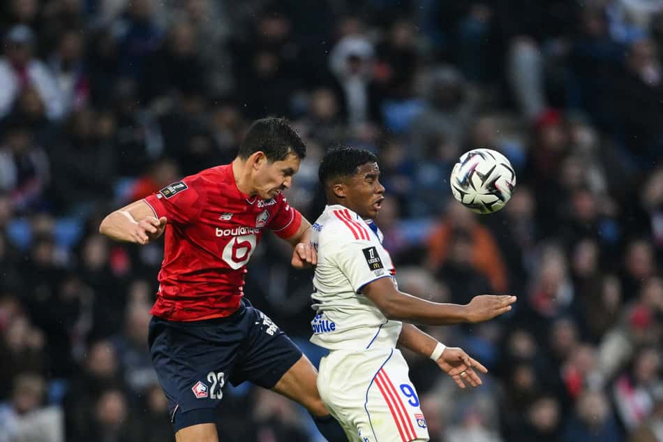 Endrick em ação no duelo entre Lyon e Lille (Foto: Olivier Chassignole/AFP)