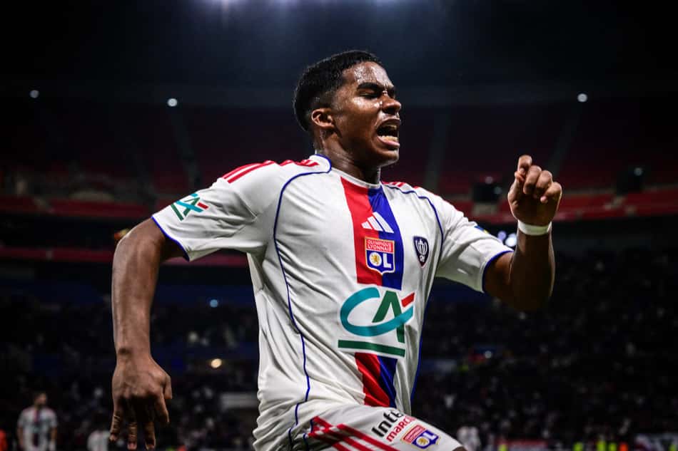 Endrick em jogo do Lyon pelas oitavas de final da Copa da França