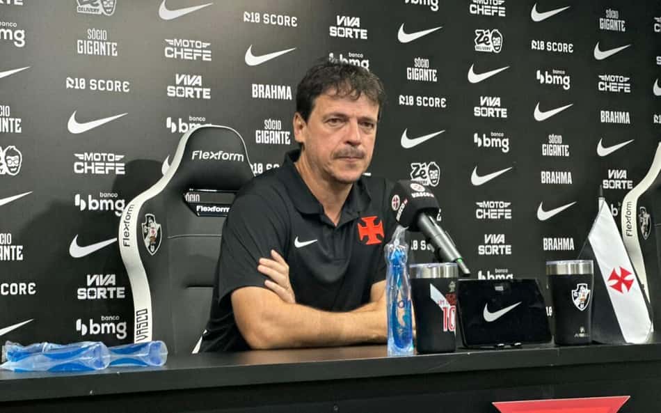 Fernando Diniz reforça confiança em trabalho no Vasco: 'Nunca na minha vida'