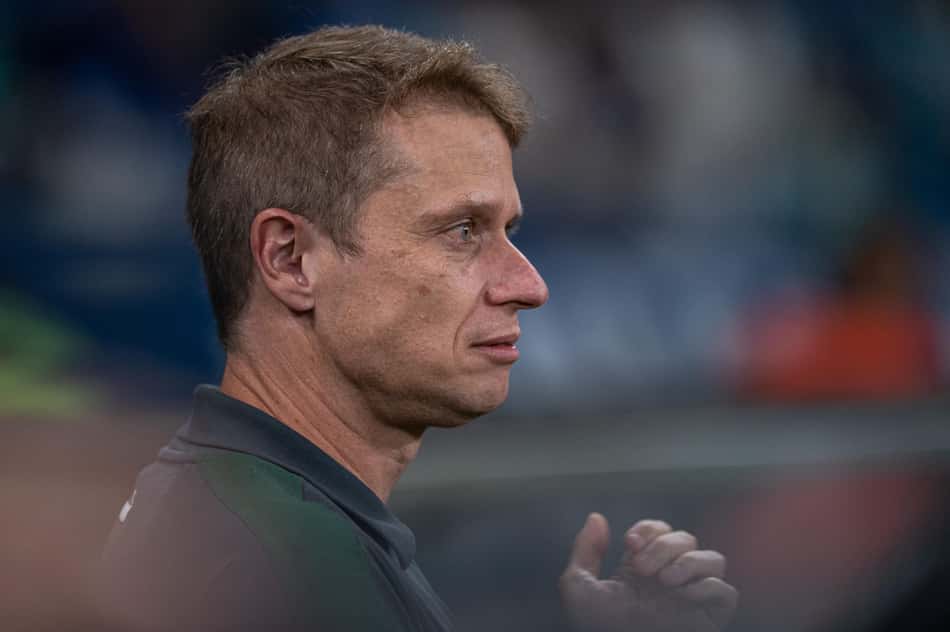 Fernando Seabra Cruzeiro Coritiba Campeonato Brasileiro 2026