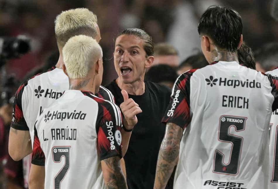 Filipe Luís Flamengo Lanús Recopa