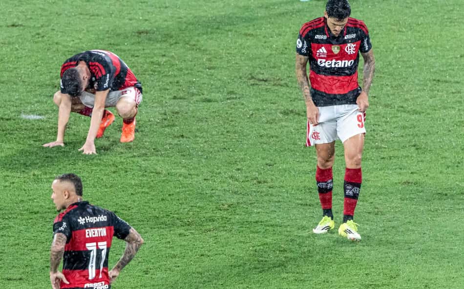 Torcida do Fluminense pede contratação de algoz do Flamengo: 'Caçador de Urubu'