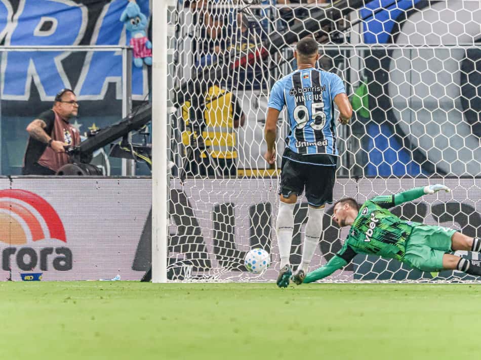 Grêmio goleia o Botafogo na segunda rodada do Campeonato Brasileiro