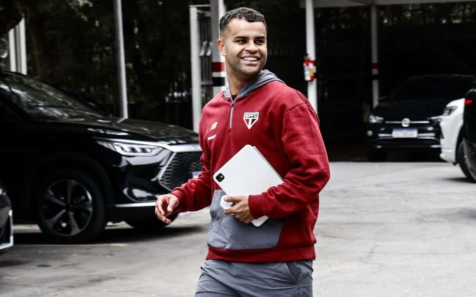 Diretor esclarece sobre futuro de Alisson no São Paulo