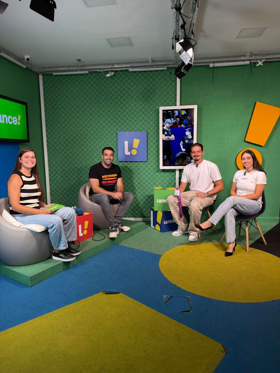 Marcus D'Almeida e Bianca Rodrigues em entrevista ao Lance! (Foto: Lance!)