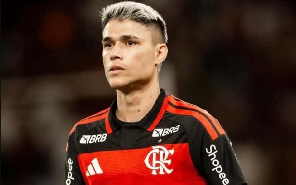 Torcida do Flamengo manda recado a Luiz Araújo após proposta do Atlético-MG