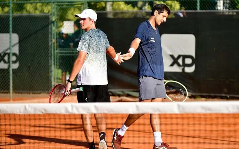 Veja como foi a vitória de João Fonseca e Marcelo Melo na estreia em duplas do Rio Open