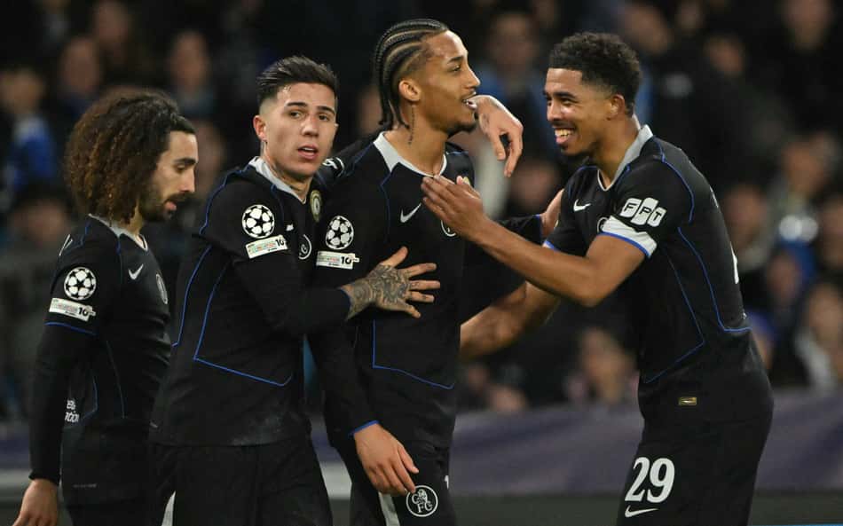 Chelsea terá que 'subir o Everest' para eliminar o Arsenal da Copa da Liga