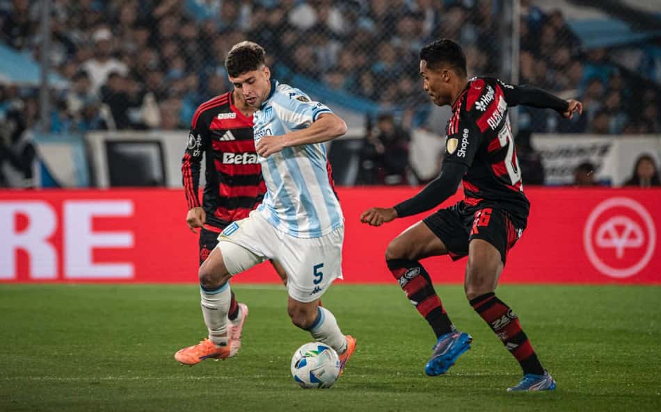 Grêmio faz proposta por volante, mas esbarra em pedida do Racing