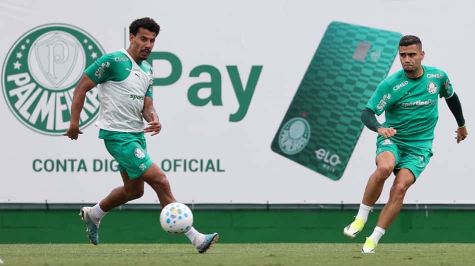 Lucas Evangelista e Andreas Pereira durante treino do Palmeiras