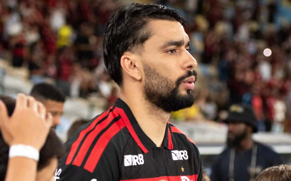 Lucas Paquetá volta a jogar clássico carioca pelo Flamengo; veja retrospecto