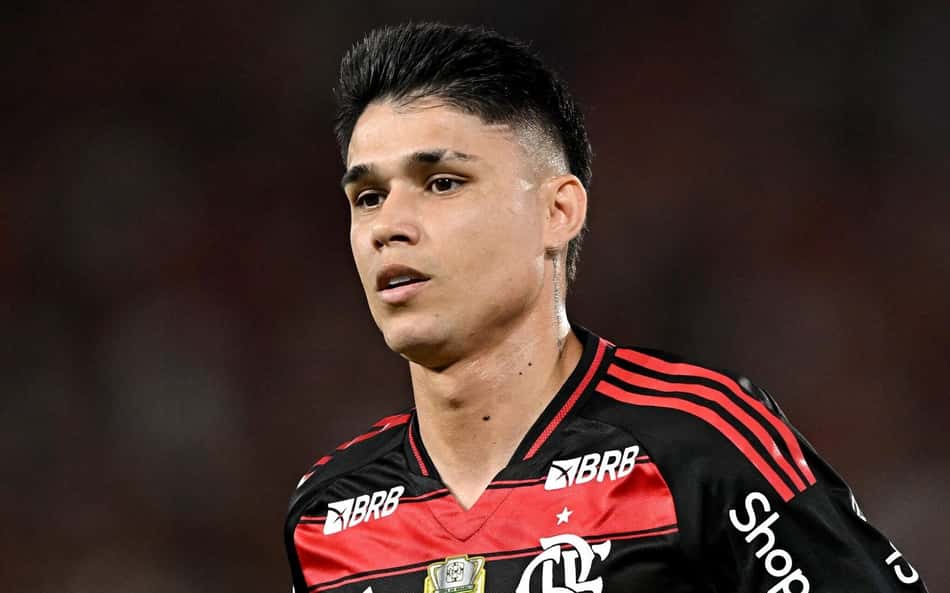 Minutagem expressiva e concorrência forte: o dilema de Luiz Araújo, alvo do Atlético-MG
