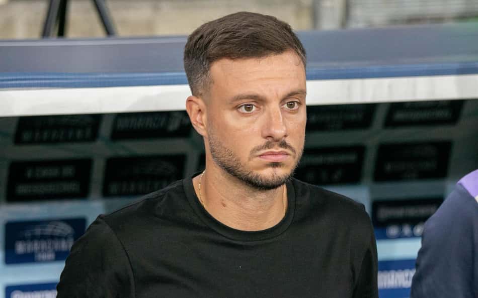 Botafogo escalado com mudanças para enfrentar o Flamengo pelo Carioca