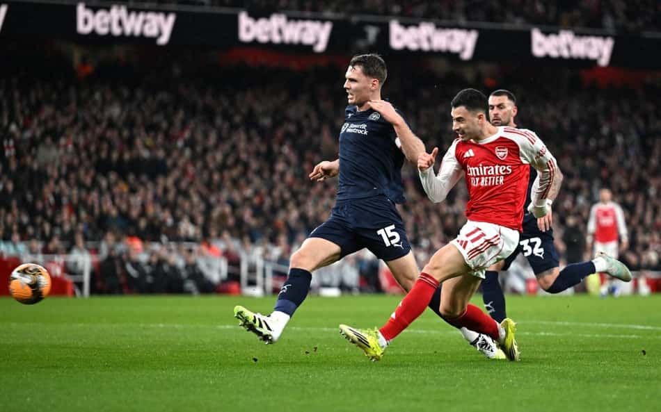 Martinelli destaca objetivos do Arsenal após marcar gol: 'Focados'