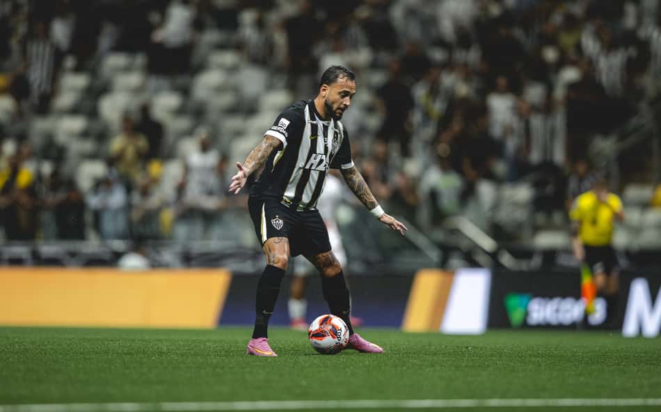 Maycon fala sobre problemas inadmissíveis do Atlético (Foto: Pedro Souza / Atlético)