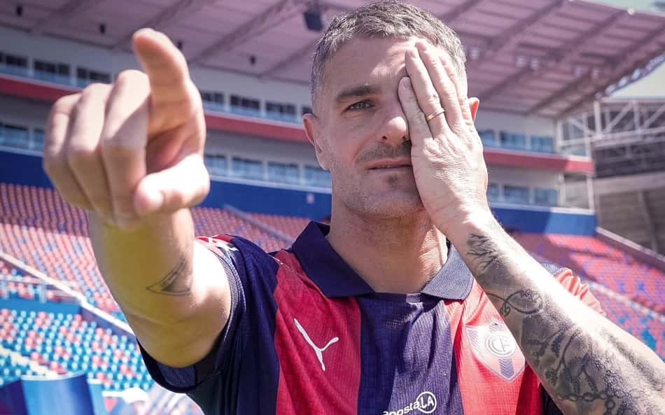 Vegetti sofre em início no Cerro Porteño após deixar o Vasco