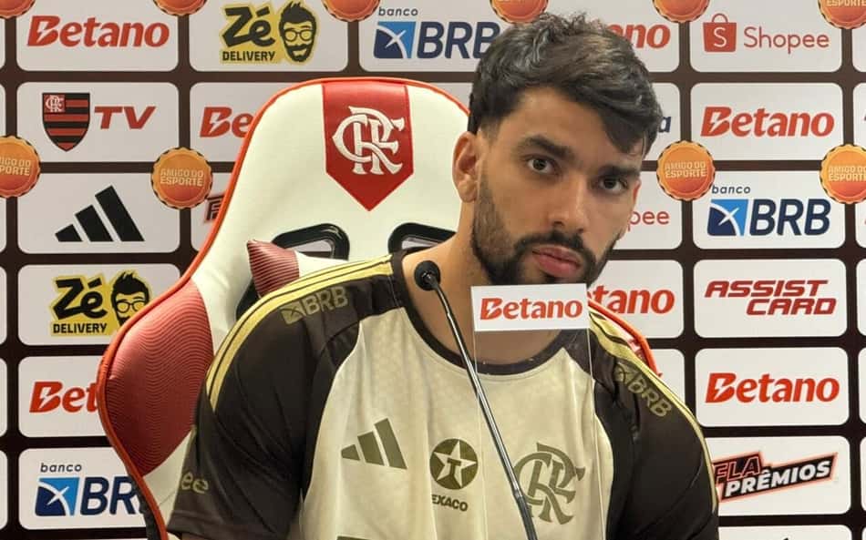 Paquetá na coletiva de apresentação no Flamengo (Foto: Pedro Werneck/Lance!)