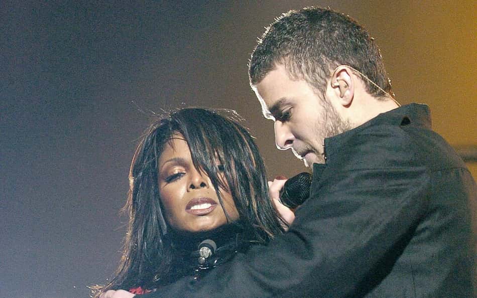 Relembre polêmica de Justin Timberlake e Janet Jackson no Super Bowl